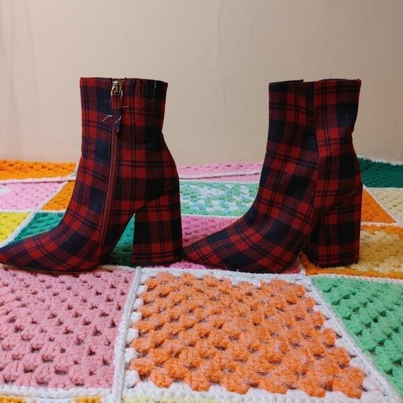 Alias Mae Ahara Bootie EU 36 Plaid Chunky Unique Statement Zipper Red Tartan - Picture 4 of 15